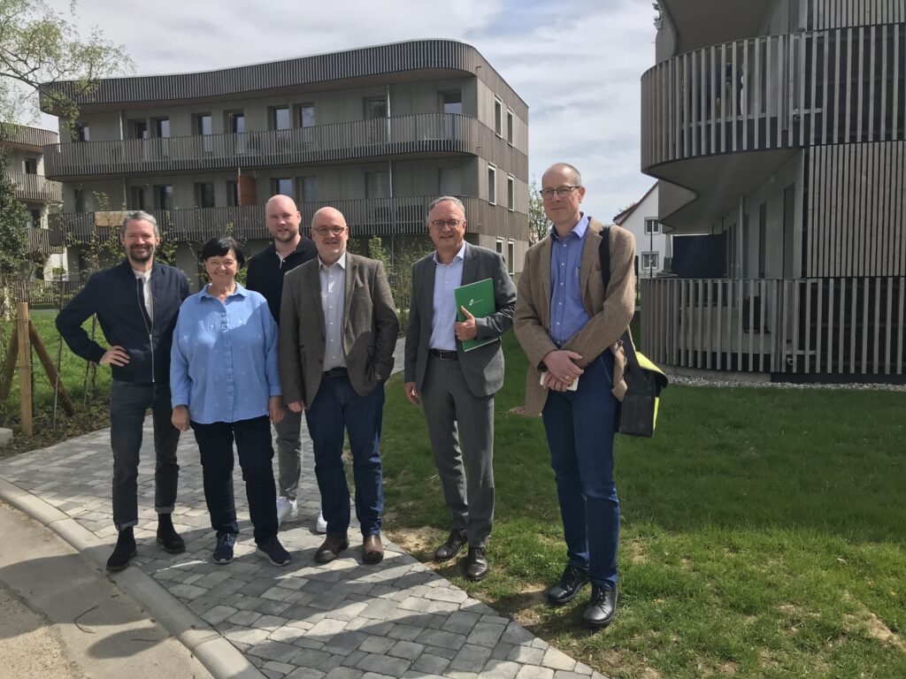 Andreas Stoch besucht „Stiftungshäuser für bezahlbares Wohnen“ auf dem Heidenheimer eva-Gelände